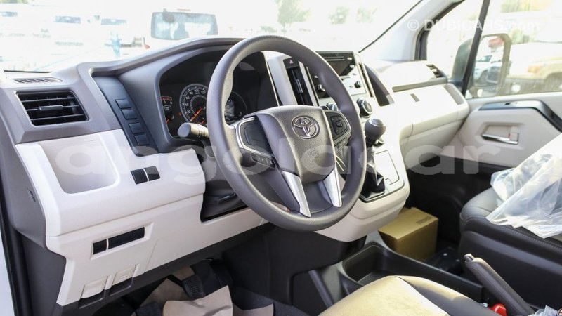 Big with watermark toyota hiace bengo province import dubai 6374