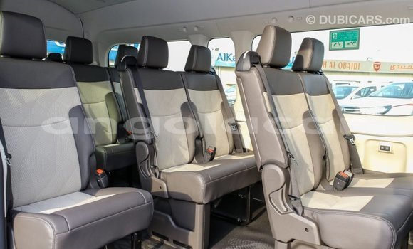 Buy Import Toyota Hiace White Car in Import - Dubai in Bengo Province Buy Import Toyota Hiace White Car in Import - Dubai in Bengo Province