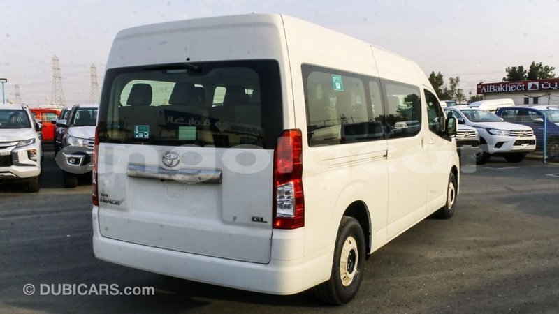 Big with watermark toyota hiace bengo province import dubai 6374