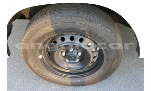 Acheter Import Voiture Toyota Hilux Blanc à Import - Dubai, Province de Bengo Acheter Import Voiture Toyota Hilux Blanc à Import - Dubai, Province de Bengo