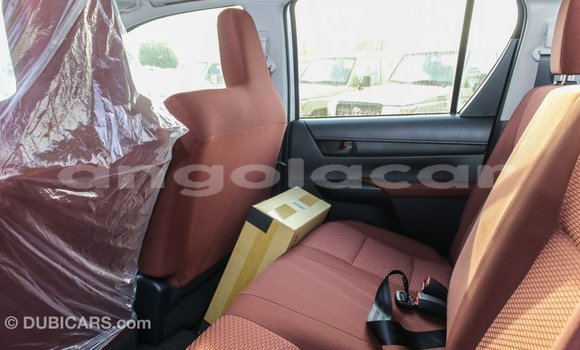 Buy Import Toyota Hilux White Car in Import - Dubai in Bengo Province Buy Import Toyota Hilux White Car in Import - Dubai in Bengo Province