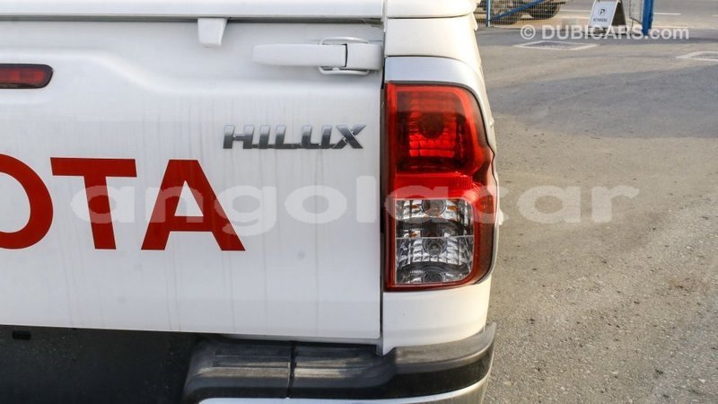 Big with watermark toyota hilux bengo province import dubai 6375