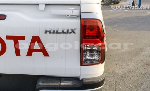 Buy Import Toyota Hilux White Car in Import - Dubai in Bengo Province Buy Import Toyota Hilux White Car in Import - Dubai in Bengo Province
