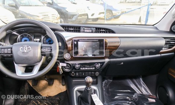 Buy Import Toyota Hilux Other Car in Import - Dubai in Bengo Province Buy Import Toyota Hilux Other Car in Import - Dubai in Bengo Province