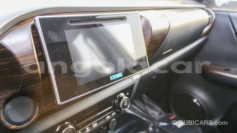 Big with watermark toyota hilux bengo province import dubai 6376