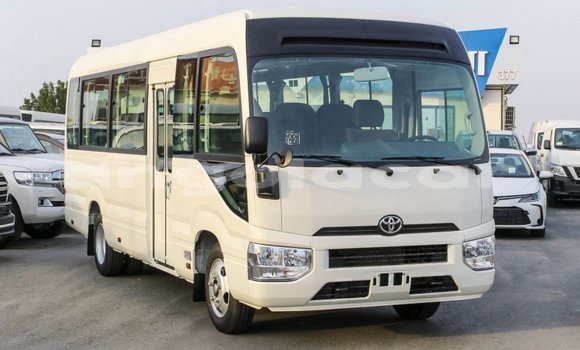 Buy Import Toyota Coaster White Car in Import - Dubai in Bengo Province Buy Import Toyota Coaster White Car in Import - Dubai in Bengo Province