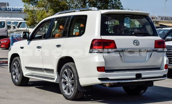 Buy Import Toyota Land Cruiser White Car in Import - Dubai in Bengo Province Buy Import Toyota Land Cruiser White Car in Import - Dubai in Bengo Province