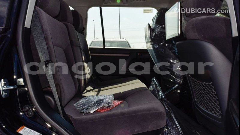 Big with watermark toyota land cruiser bengo province import dubai 6383