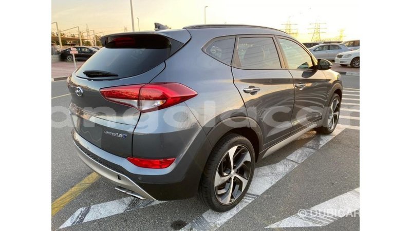 Big with watermark hyundai tucson bengo province import dubai 6384