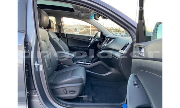 Comprar Importar Hyundai Tucson Outro Carro em Import - Dubai em Bengo Province Comprar Importar Hyundai Tucson Outro Carro em Import - Dubai em Bengo Province