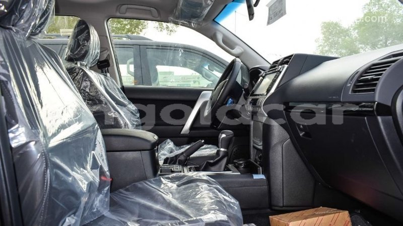 Big with watermark toyota prado bengo province import dubai 6385