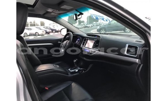 Comprar Importar Toyota Highlander Outro Carro em Import - Dubai em Bengo Province Comprar Importar Toyota Highlander Outro Carro em Import - Dubai em Bengo Province