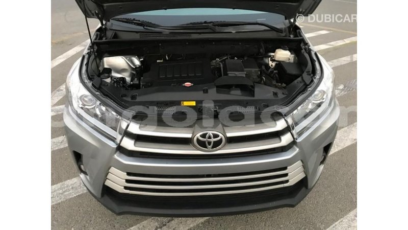 Big with watermark toyota highlander bengo province import dubai 6394