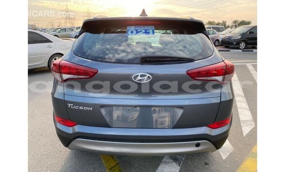 Comprar Importar Hyundai Tucson Branco Carro em Import - Dubai em Bengo Province Comprar Importar Hyundai Tucson Branco Carro em Import - Dubai em Bengo Province