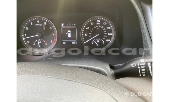 Comprar Importar Hyundai Tucson Branco Carro em Import - Dubai em Bengo Province Comprar Importar Hyundai Tucson Branco Carro em Import - Dubai em Bengo Province