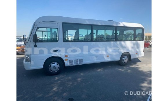 Comprar Importar Hyundai Accent Branco Carro em Import - Dubai em Bengo Province Comprar Importar Hyundai Accent Branco Carro em Import - Dubai em Bengo Province