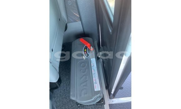 Comprar Importar Hyundai Accent Branco Carro em Import - Dubai em Bengo Province Comprar Importar Hyundai Accent Branco Carro em Import - Dubai em Bengo Province