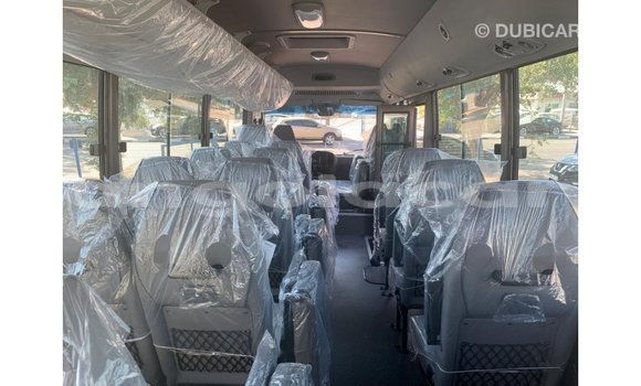 Comprar Importar Hyundai Accent Branco Carro em Import - Dubai em Bengo Province Comprar Importar Hyundai Accent Branco Carro em Import - Dubai em Bengo Province