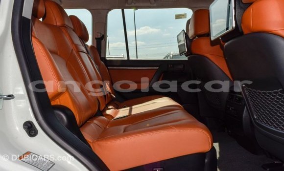 Comprar Importar Toyota Land Cruiser Branco Carro em Import - Dubai em Bengo Province Comprar Importar Toyota Land Cruiser Branco Carro em Import - Dubai em Bengo Province