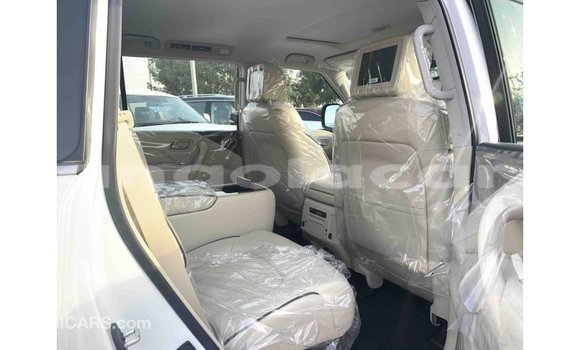 Comprar Importar Infiniti Q Branco Carro em Import - Dubai em Bengo Province Comprar Importar Infiniti Q Branco Carro em Import - Dubai em Bengo Province