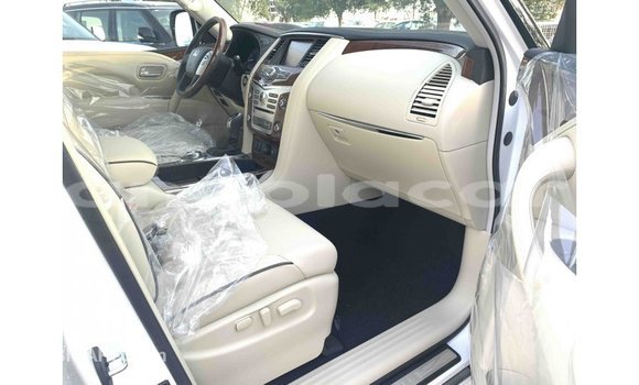 Comprar Importar Infiniti Q Branco Carro em Import - Dubai em Bengo Province Comprar Importar Infiniti Q Branco Carro em Import - Dubai em Bengo Province