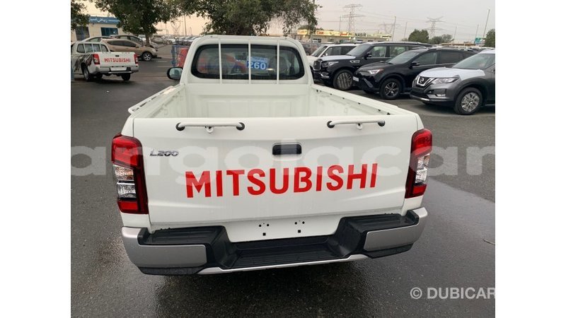 Big with watermark mitsubishi l200 bengo province import dubai 6432