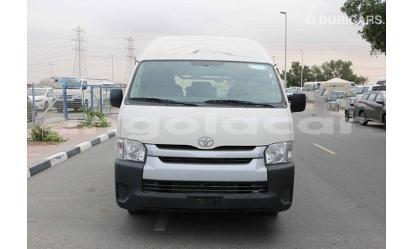 Acheter Import Voiture Toyota Hiace Blanc à Import - Dubai, Province de Bengo Acheter Import Voiture Toyota Hiace Blanc à Import - Dubai, Province de Bengo