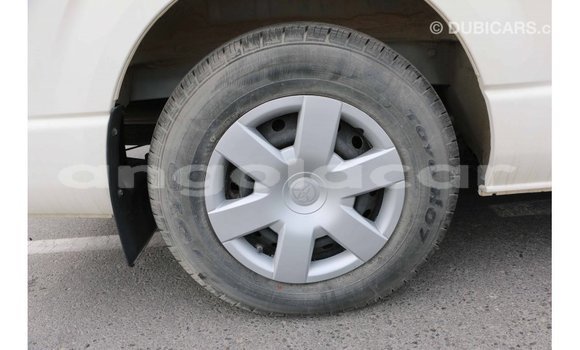 Acheter Import Voiture Toyota Hiace Blanc à Import - Dubai, Province de Bengo Acheter Import Voiture Toyota Hiace Blanc à Import - Dubai, Province de Bengo