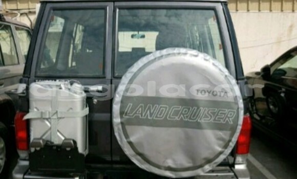 Acheter Occasion Voiture Toyota Land Cruiser Noir à Luanda, Province de Luanda Acheter Occasion Voiture Toyota Land Cruiser Noir à Luanda, Province de Luanda