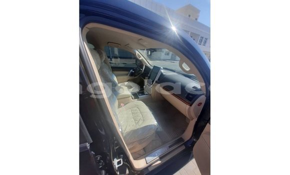 Buy Import Toyota Land Cruiser Black Car in Import - Dubai in Bengo Province Buy Import Toyota Land Cruiser Black Car in Import - Dubai in Bengo Province