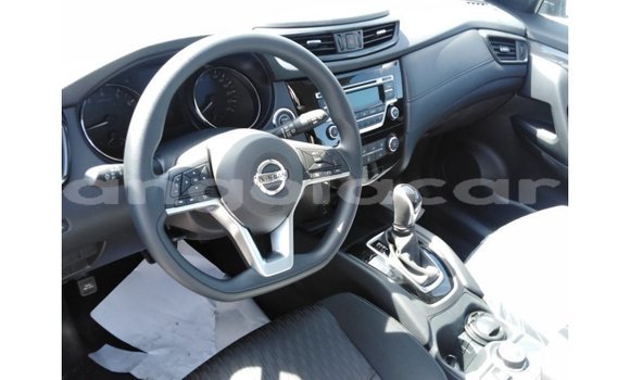 Buy Import Nissan Evalia Other Truck in Import - Dubai in Bengo Province Buy Import Nissan Evalia Other Truck in Import - Dubai in Bengo Province