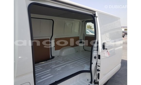 Comprar Importar Toyota Hiace Branco Carro em Import - Dubai em Bengo Province Comprar Importar Toyota Hiace Branco Carro em Import - Dubai em Bengo Province