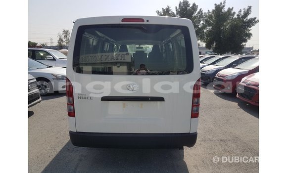 Comprar Importar Toyota Hiace Branco Carro em Import - Dubai em Bengo Province Comprar Importar Toyota Hiace Branco Carro em Import - Dubai em Bengo Province