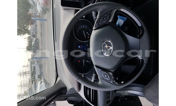 Buy Import Toyota C-HR Other Car in Import - Dubai in Bengo Province Buy Import Toyota C-HR Other Car in Import - Dubai in Bengo Province