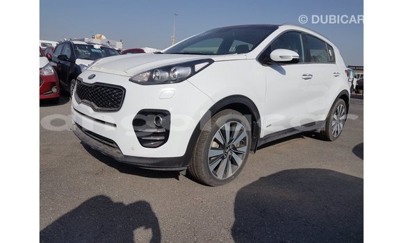 Comprar Importar Kia Sportage Branco Carro em Import - Dubai em Bengo Province Comprar Importar Kia Sportage Branco Carro em Import - Dubai em Bengo Province