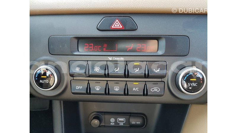 Big with watermark kia sportage bengo province import dubai 6463