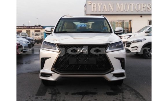 Comprar Importar Lexus LX Branco Carro em Import - Dubai em Bengo Province Comprar Importar Lexus LX Branco Carro em Import - Dubai em Bengo Province