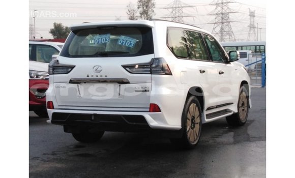 Comprar Importar Lexus LX Branco Carro em Import - Dubai em Bengo Province Comprar Importar Lexus LX Branco Carro em Import - Dubai em Bengo Province