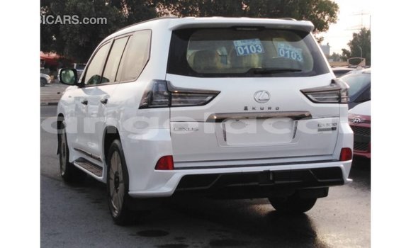 Comprar Importar Lexus LX Branco Carro em Import - Dubai em Bengo Province Comprar Importar Lexus LX Branco Carro em Import - Dubai em Bengo Province
