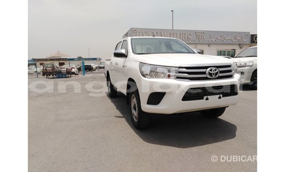 Comprar Importar Toyota Hilux Branco Carro em Import - Dubai em Bengo Province Comprar Importar Toyota Hilux Branco Carro em Import - Dubai em Bengo Province