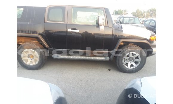 Comprar Importar Toyota FJ Cruiser Preto Carro em Import - Dubai em Bengo Province Comprar Importar Toyota FJ Cruiser Preto Carro em Import - Dubai em Bengo Province