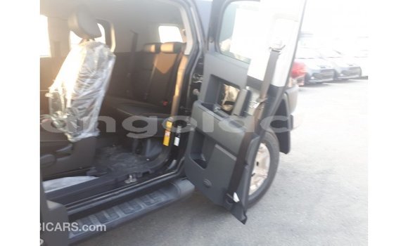 Comprar Importar Toyota FJ Cruiser Preto Carro em Import - Dubai em Bengo Province Comprar Importar Toyota FJ Cruiser Preto Carro em Import - Dubai em Bengo Province