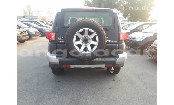 Comprar Importar Toyota FJ Cruiser Preto Carro em Import - Dubai em Bengo Province Comprar Importar Toyota FJ Cruiser Preto Carro em Import - Dubai em Bengo Province