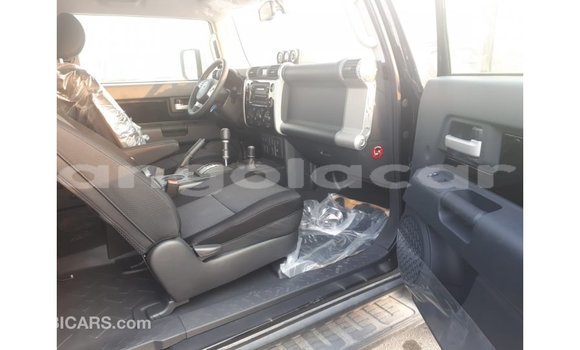 Comprar Importar Toyota FJ Cruiser Preto Carro em Import - Dubai em Bengo Province Comprar Importar Toyota FJ Cruiser Preto Carro em Import - Dubai em Bengo Province