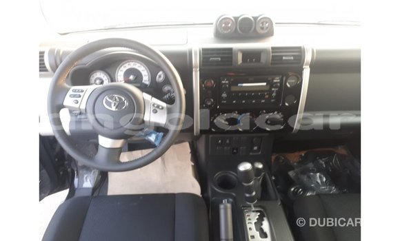 Comprar Importar Toyota FJ Cruiser Preto Carro em Import - Dubai em Bengo Province Comprar Importar Toyota FJ Cruiser Preto Carro em Import - Dubai em Bengo Province