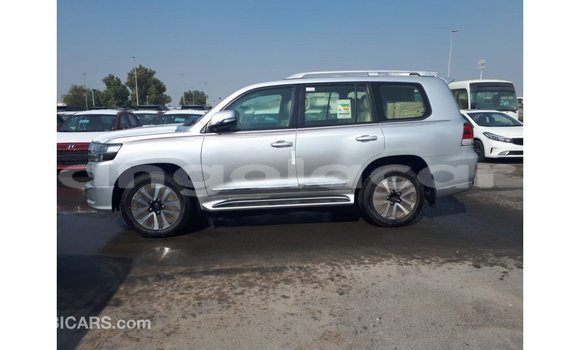 Buy Import Toyota Land Cruiser Other Car in Import - Dubai in Bengo Province Buy Import Toyota Land Cruiser Other Car in Import - Dubai in Bengo Province
