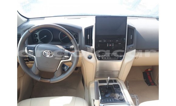 Buy Import Toyota Land Cruiser Other Car in Import - Dubai in Bengo Province Buy Import Toyota Land Cruiser Other Car in Import - Dubai in Bengo Province