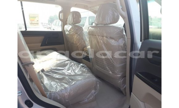 Buy Import Toyota Land Cruiser Other Car in Import - Dubai in Bengo Province Buy Import Toyota Land Cruiser Other Car in Import - Dubai in Bengo Province