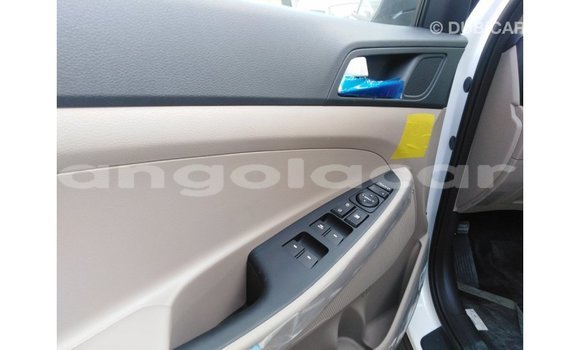 Comprar Importar Hyundai Tucson Branco Carro em Import - Dubai em Bengo Province Comprar Importar Hyundai Tucson Branco Carro em Import - Dubai em Bengo Province