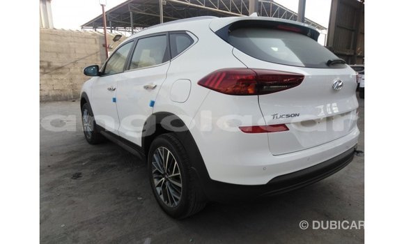 Comprar Importar Hyundai Tucson Branco Carro em Import - Dubai em Bengo Province Comprar Importar Hyundai Tucson Branco Carro em Import - Dubai em Bengo Province